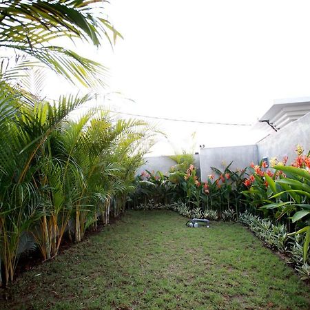 Vanilla Suite Jimbaran Exterior foto
